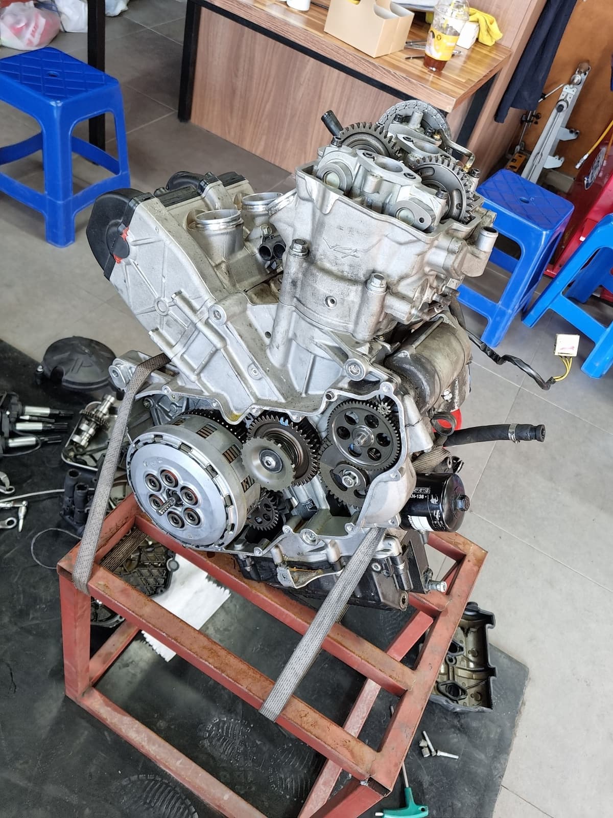 아프릴리아 RSV 4 RR 12