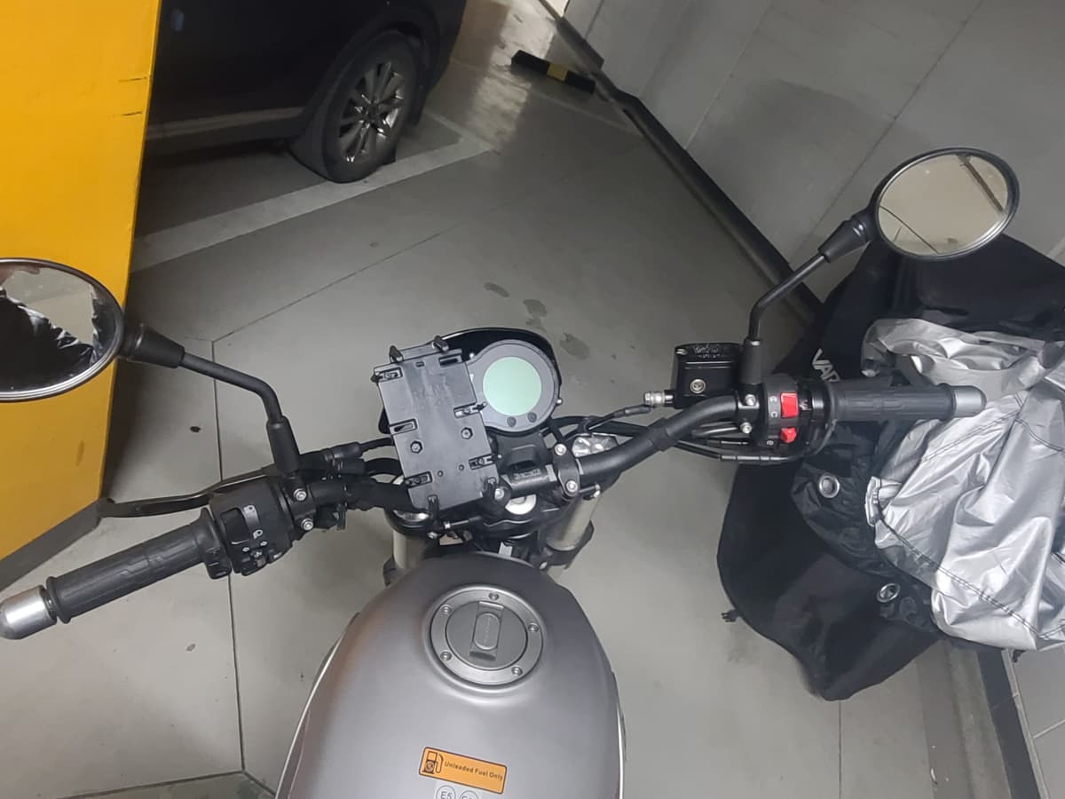 베넬리 레온치노 500 5