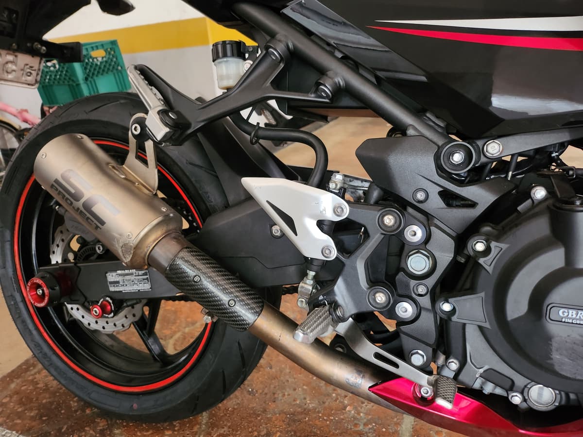 가와사키 닌자 400 ABS 10