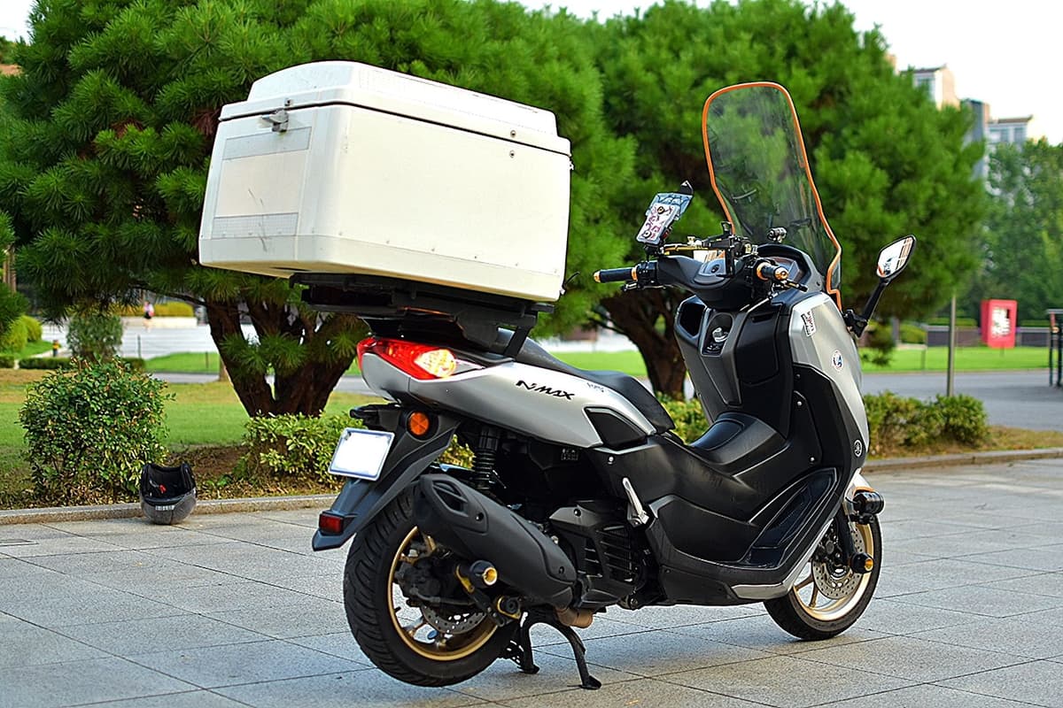 야마하 NMAX 125 11