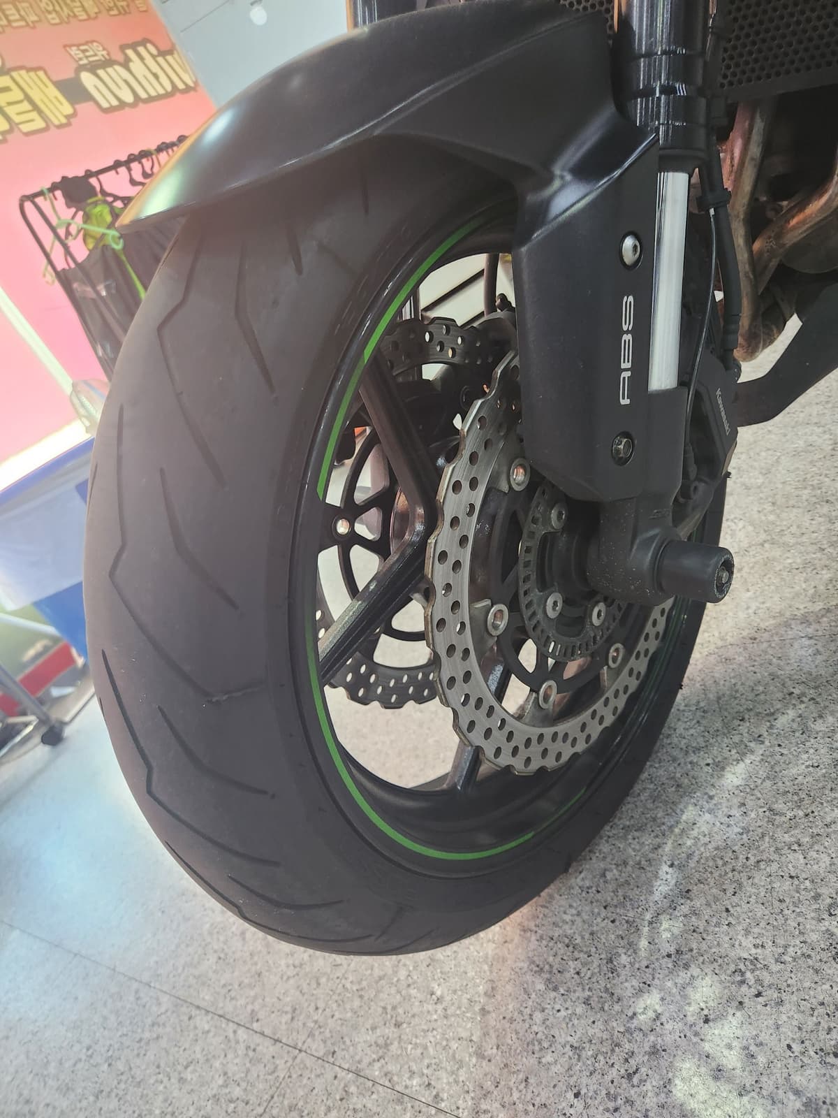 가와사키 Z 1000 9