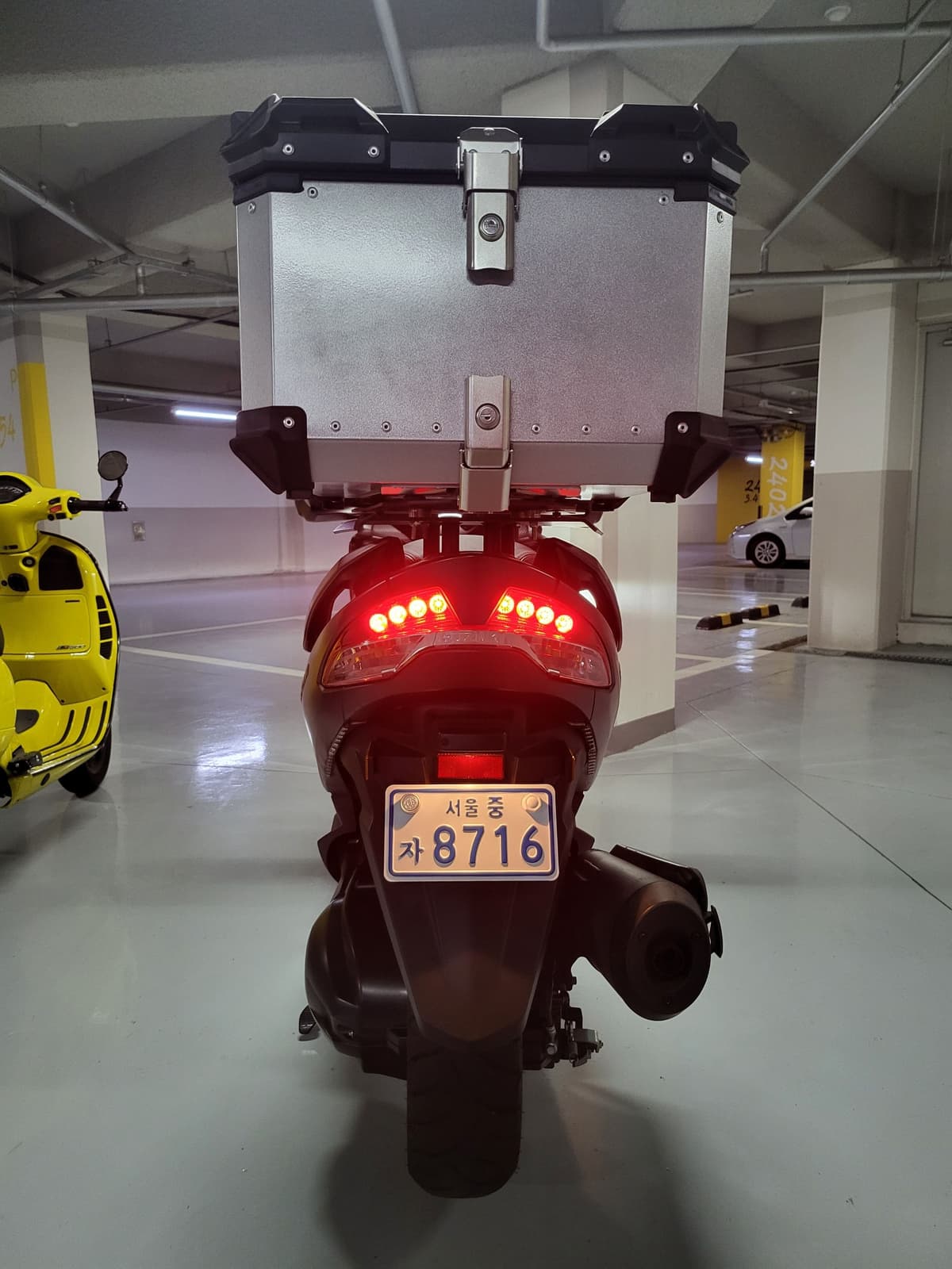 스즈키 버그만 400 ABS 4