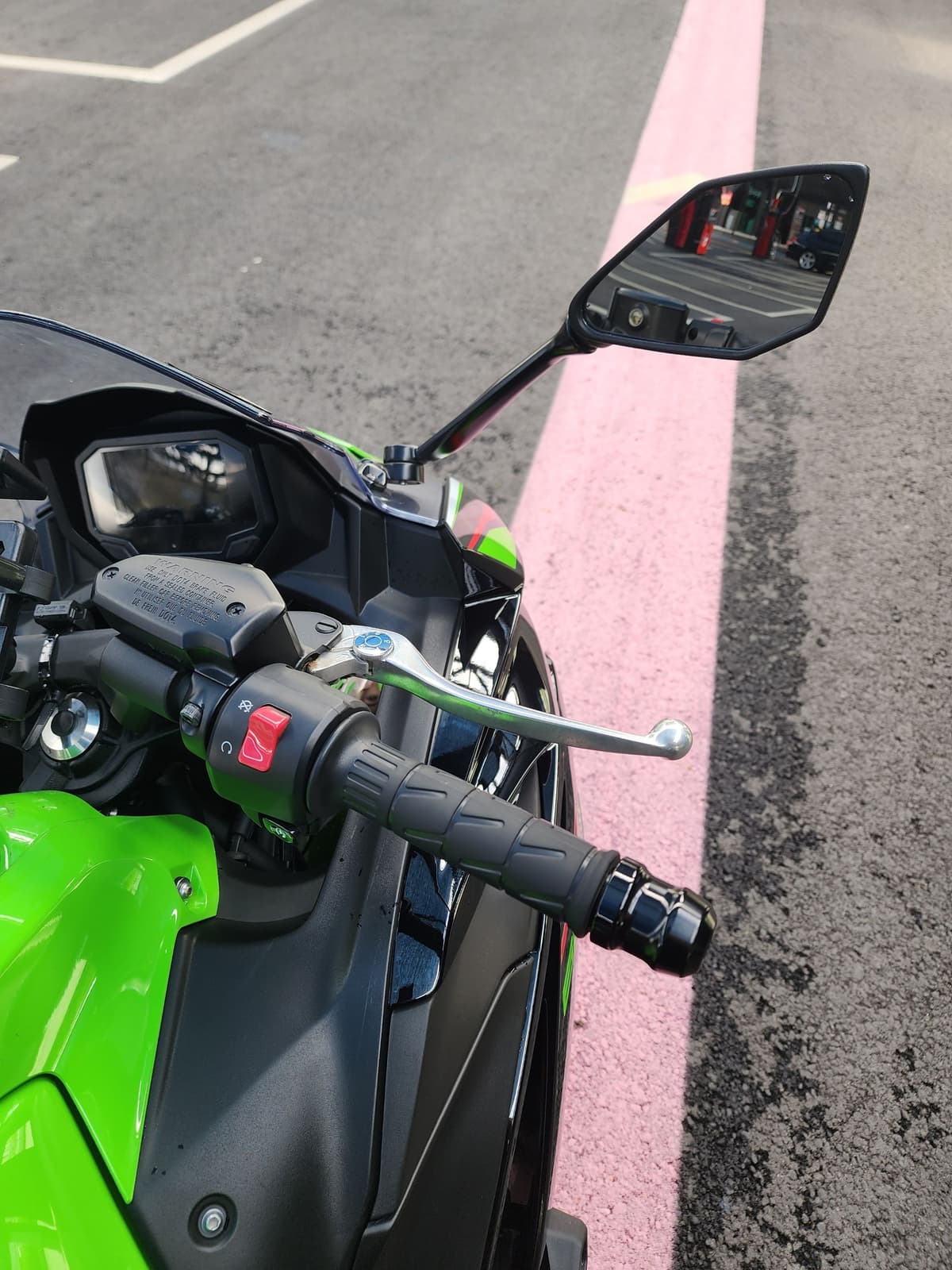 가와사키 닌자 650 more