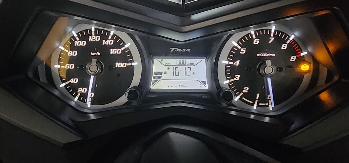 야마하 TMAX 530 5