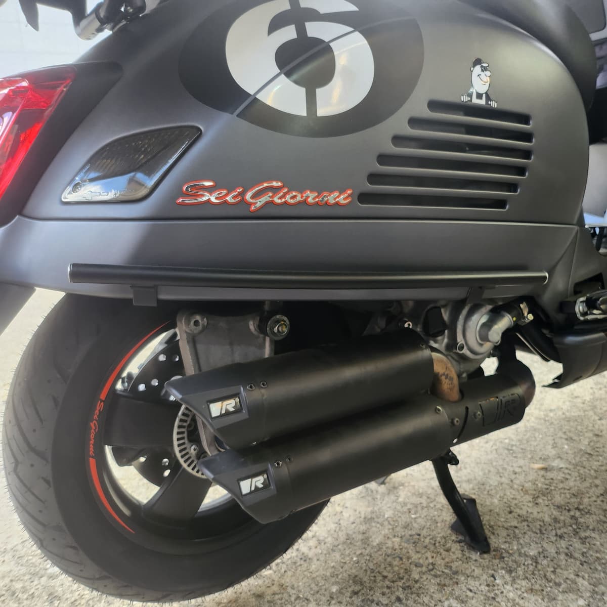 베스파 GTV 300 세이조르니 10