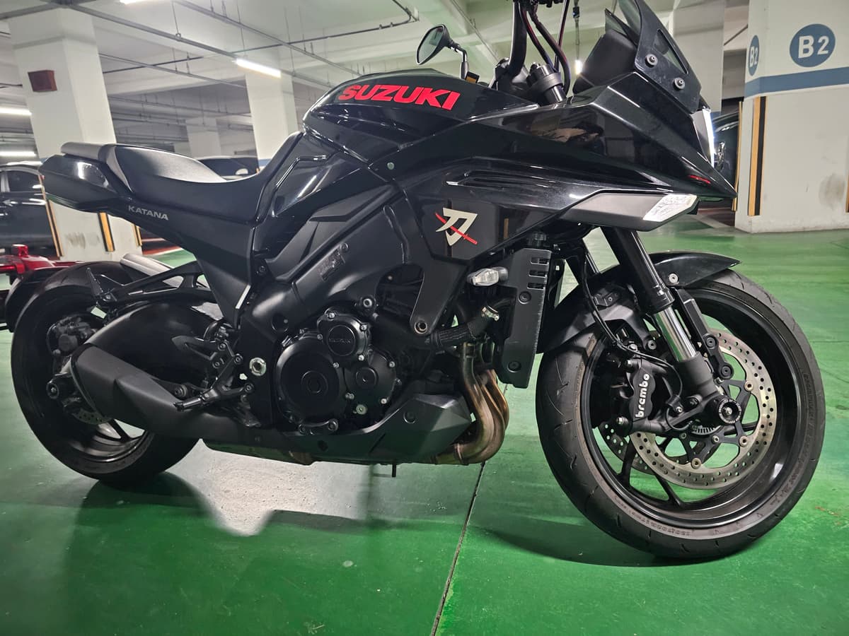 스즈키 카타나 1000 1