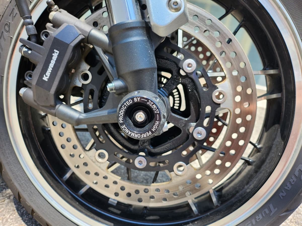 가와사키 Z 900 RS 13