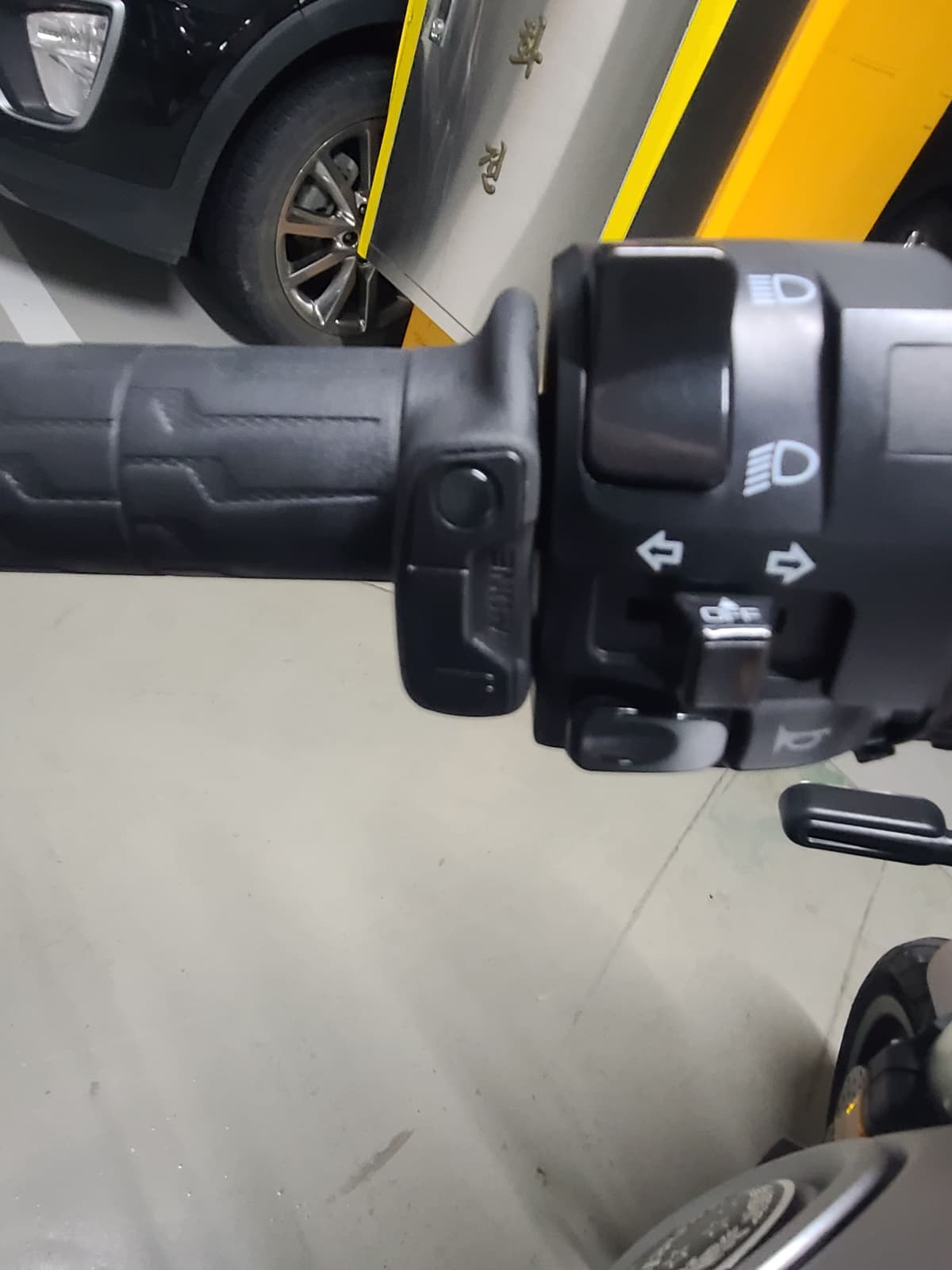 베넬리 레온치노 500 10