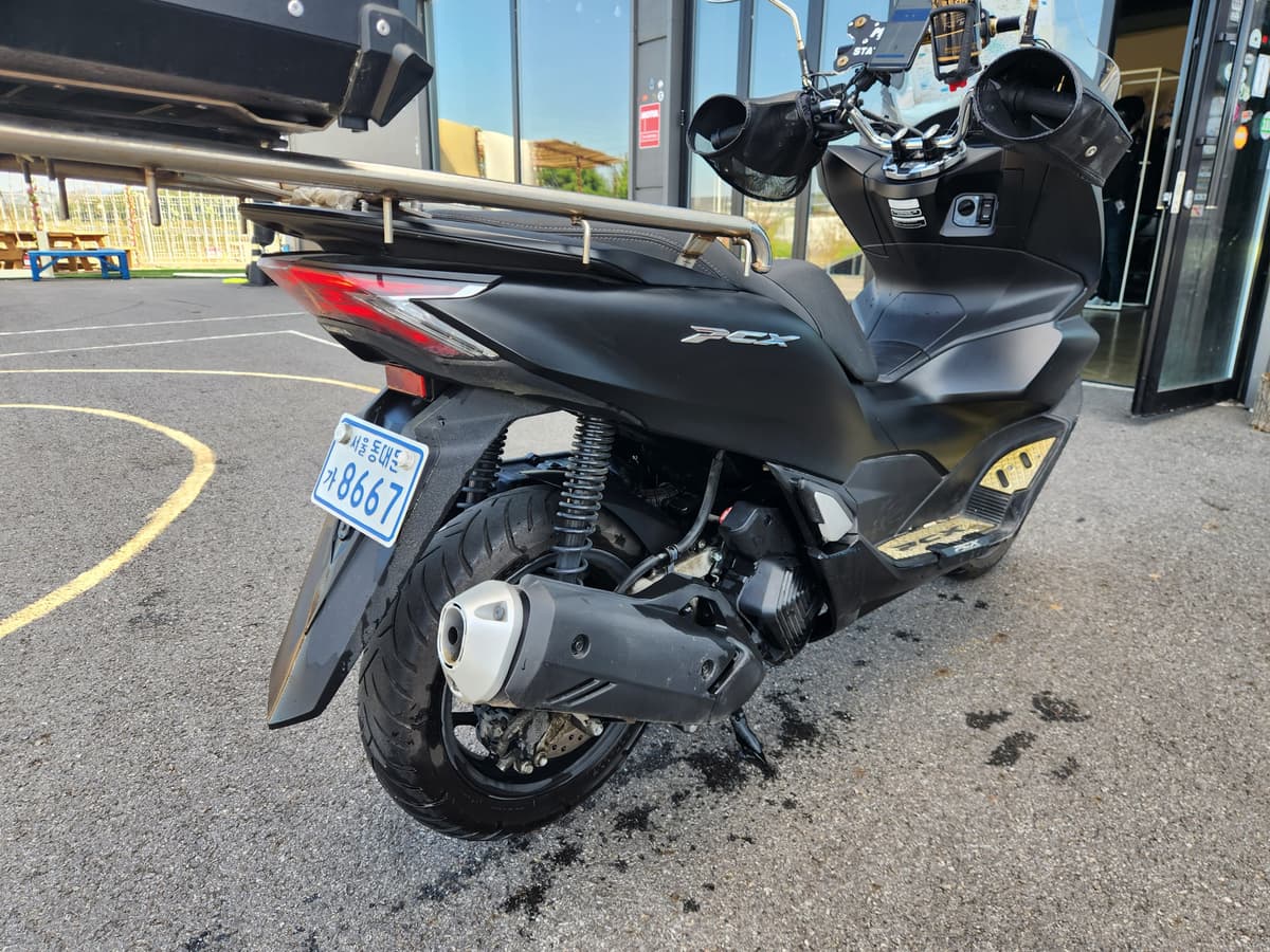 혼다 PCX 125 more
