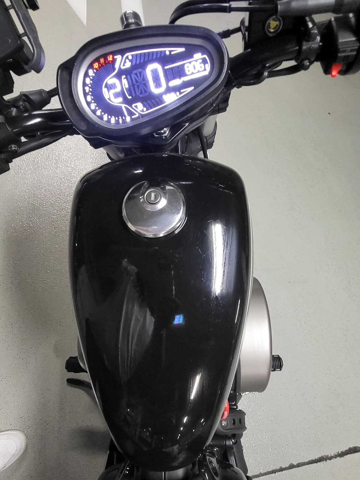 KR모터스 아퀼라 300 SS 5