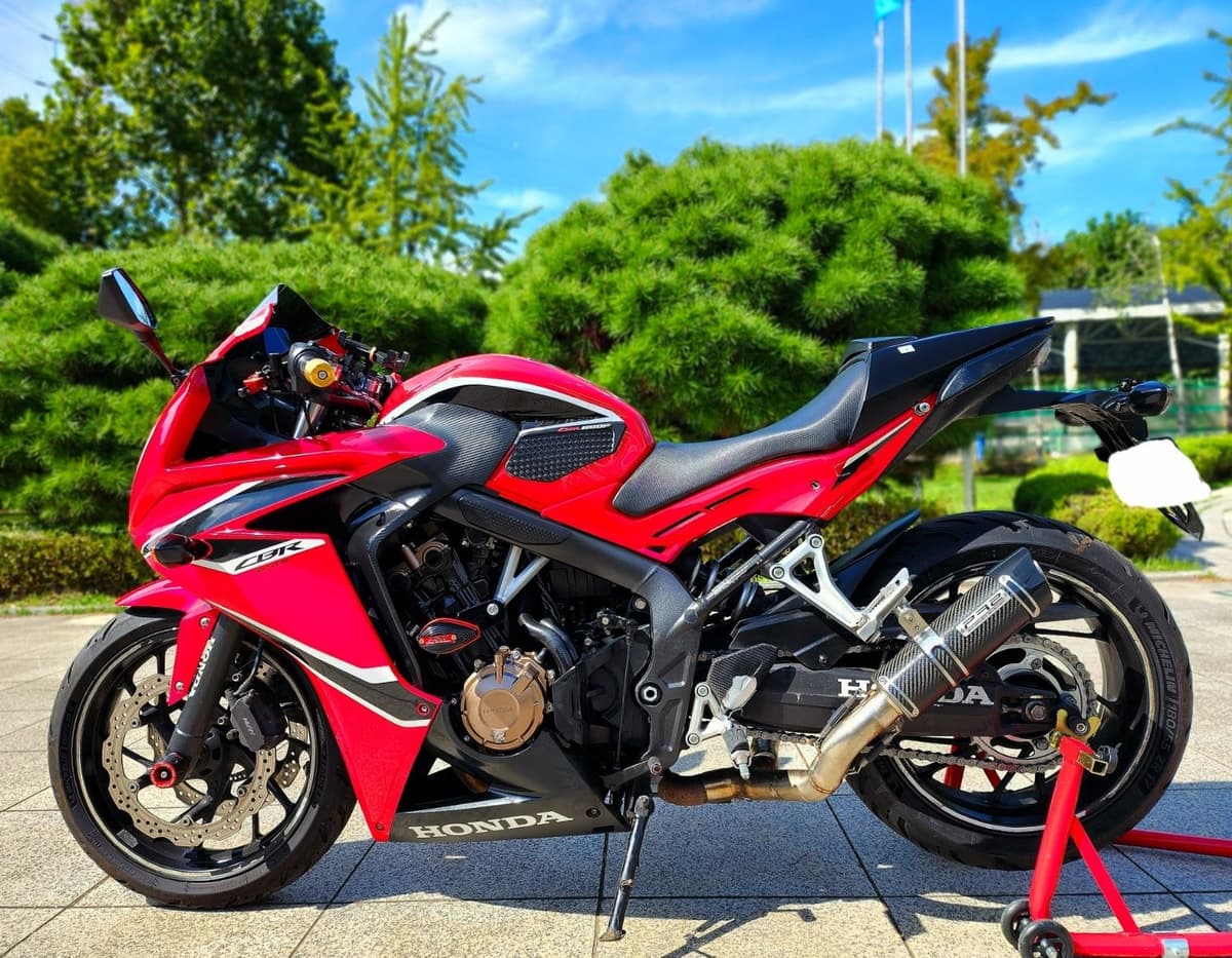 혼다 CBR 650 F 2