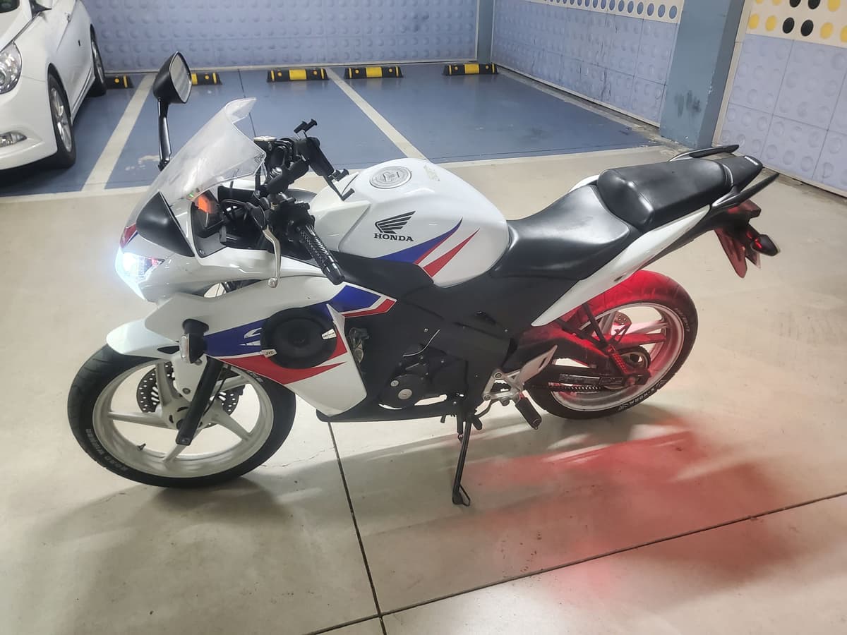 혼다 CBR 125 R 2