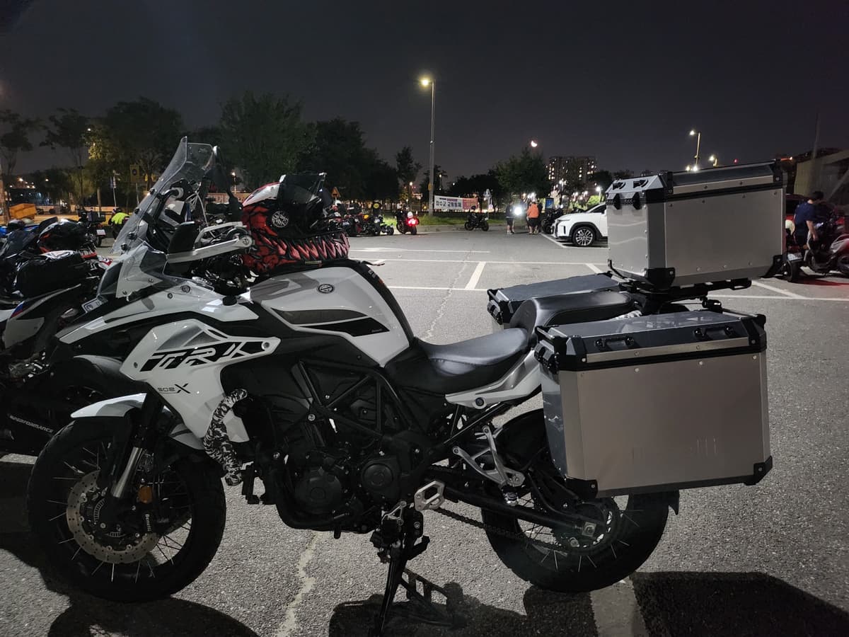 베넬리 TRK 502 X 2