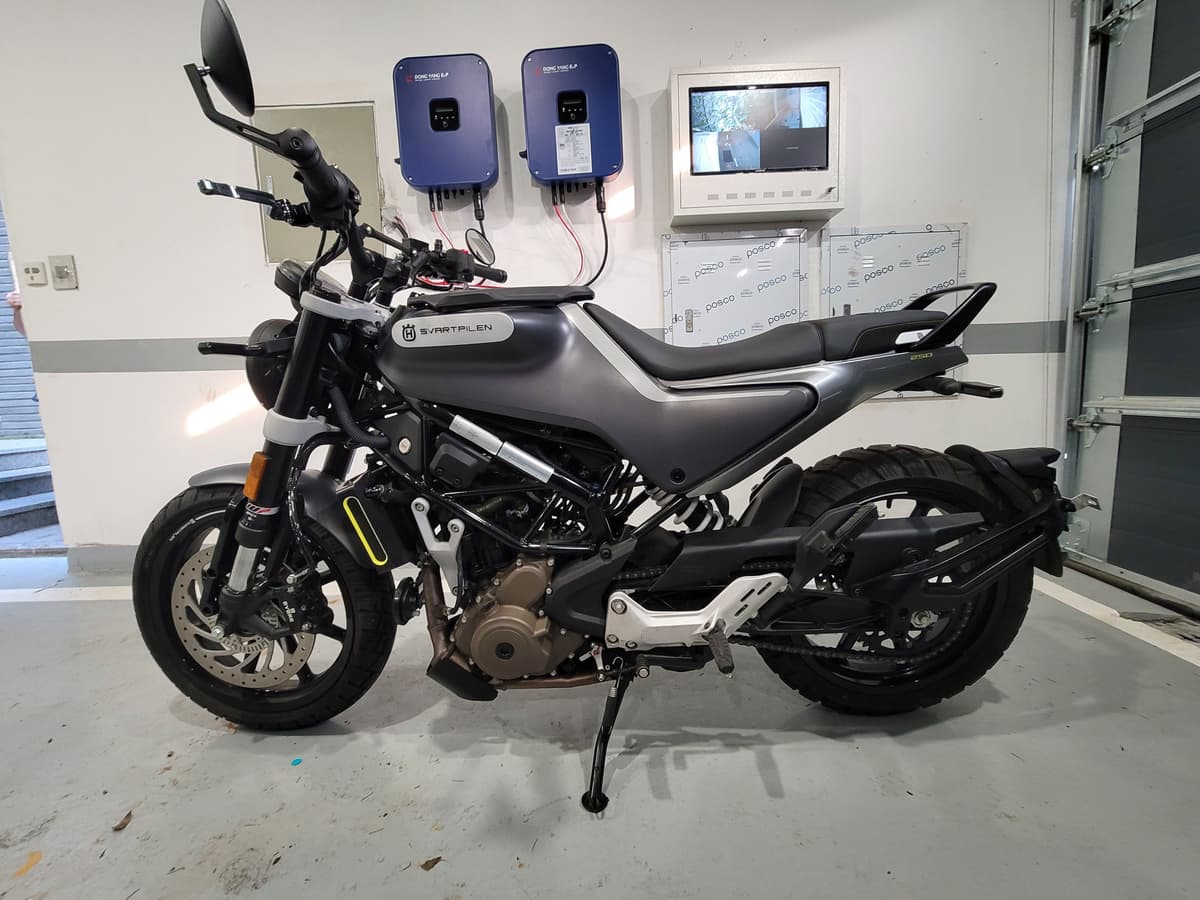 허스크바나 스바르트필렌 250 2