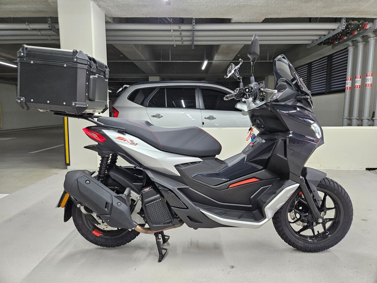 아프릴리아 SR GT 125 1