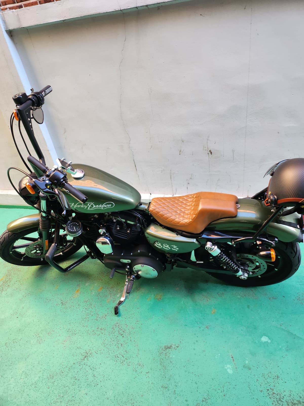 할리데이비슨 아이언 883 3