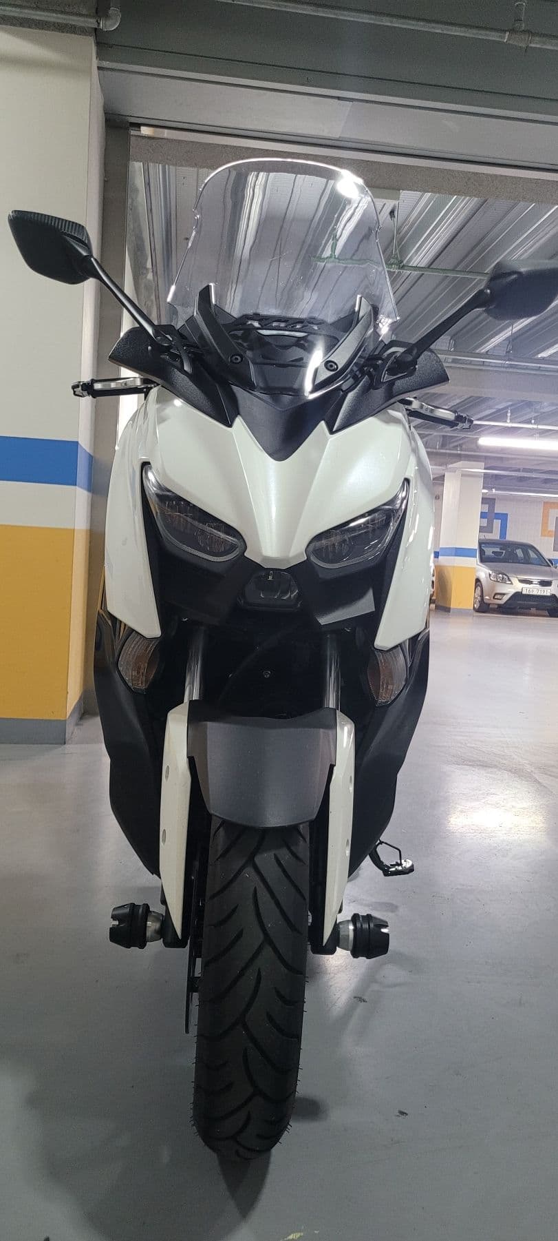 야마하 XMAX 300 ABS 3