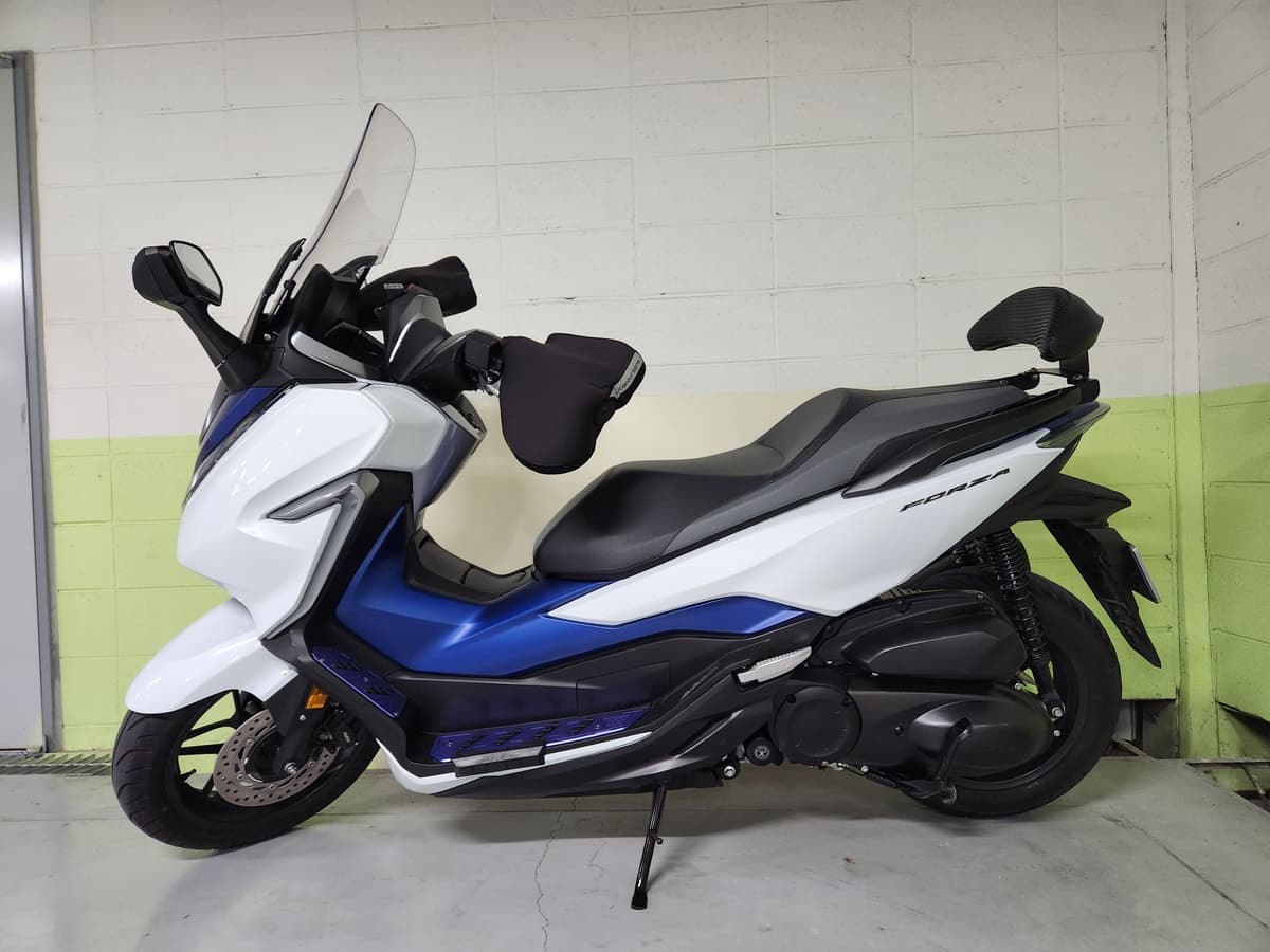 혼다 포르자 300 1