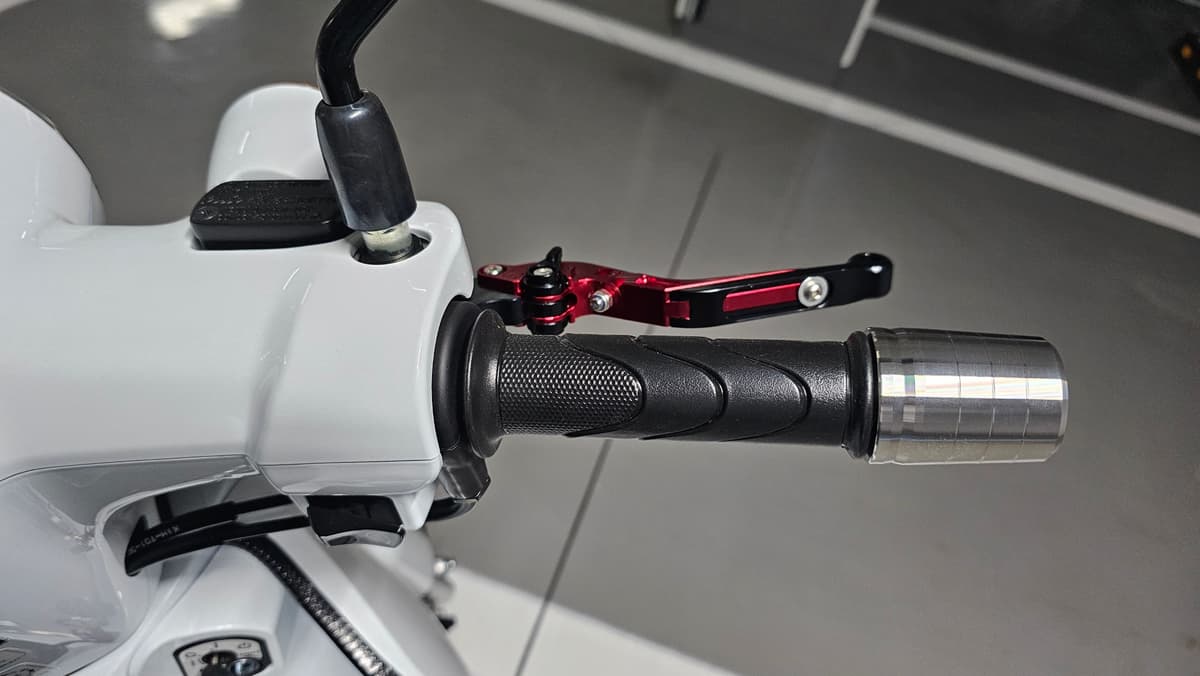 혼다 슈퍼 커브 110 more