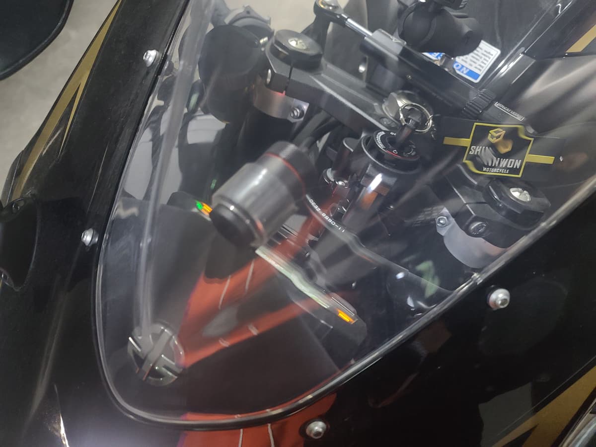 가와사키 닌자 ZX 10 R 11