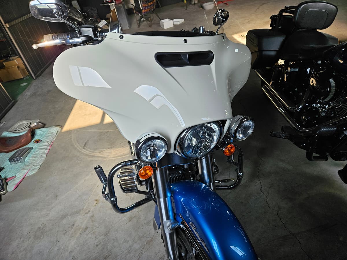 할리데이비슨 일렉트라 글라이드 리바이벌 3