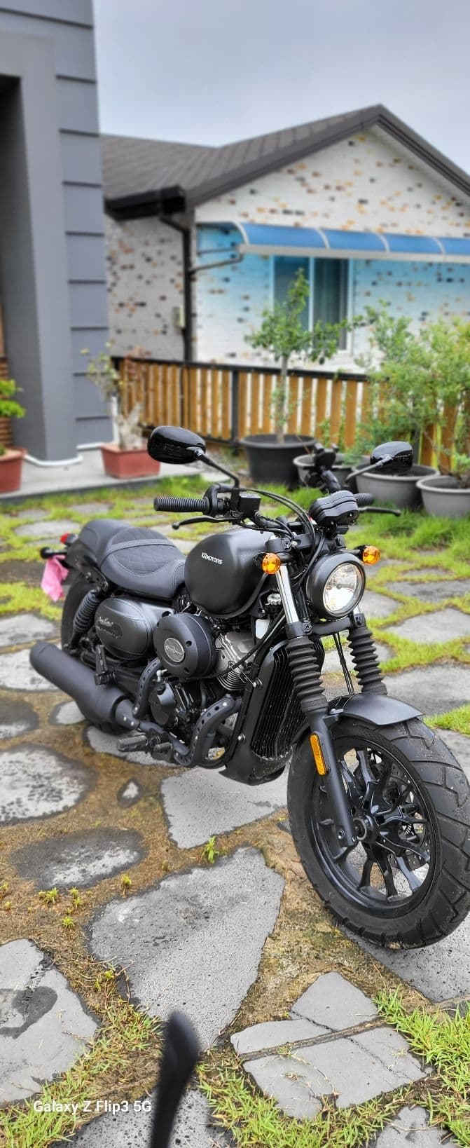 KR모터스 아퀼라 300 S 2