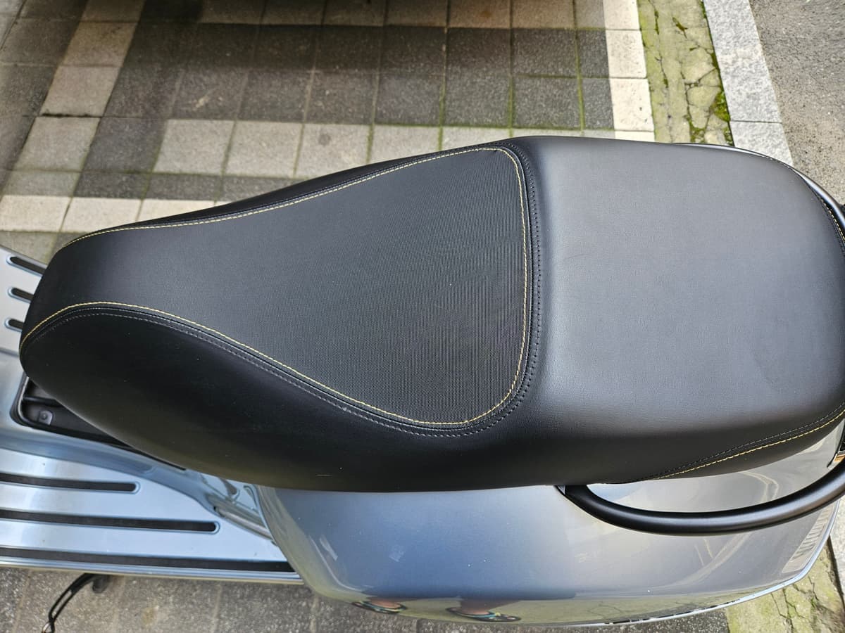 베스파 GTS 300 슈퍼테크 8