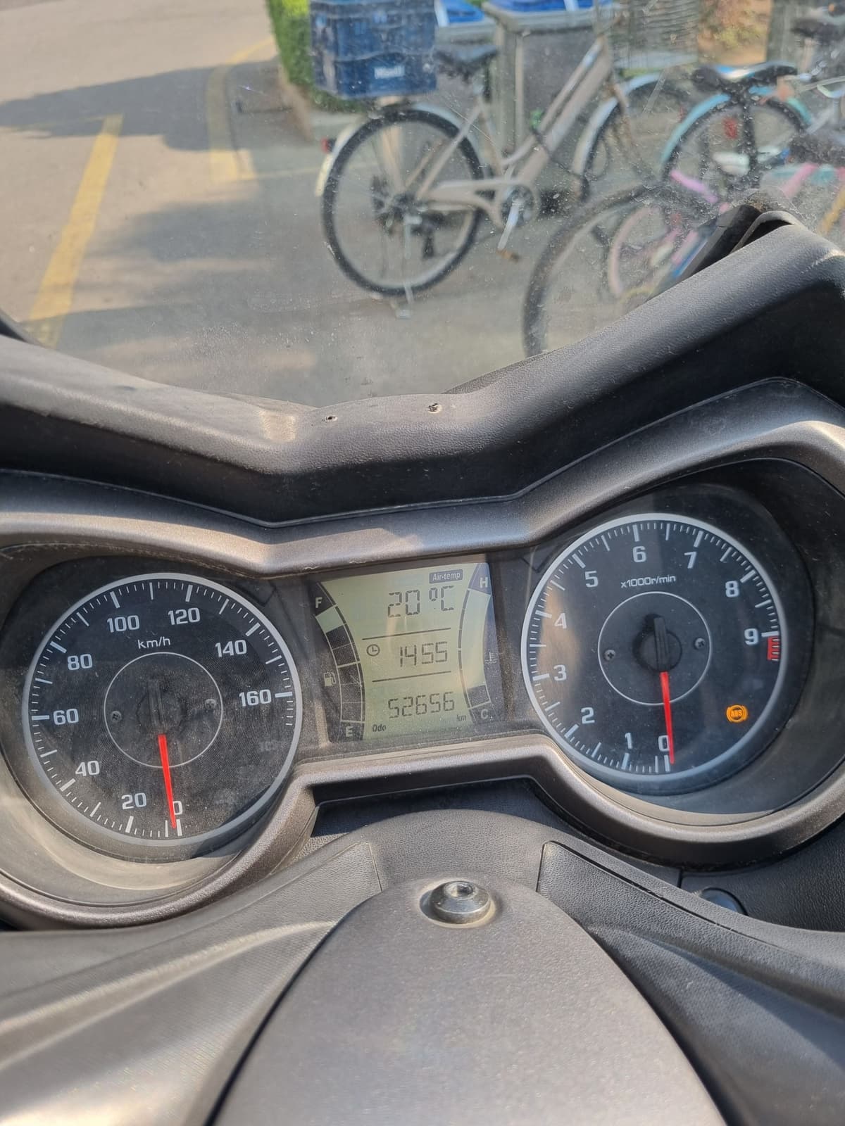 야마하 XMAX 300 ABS 5