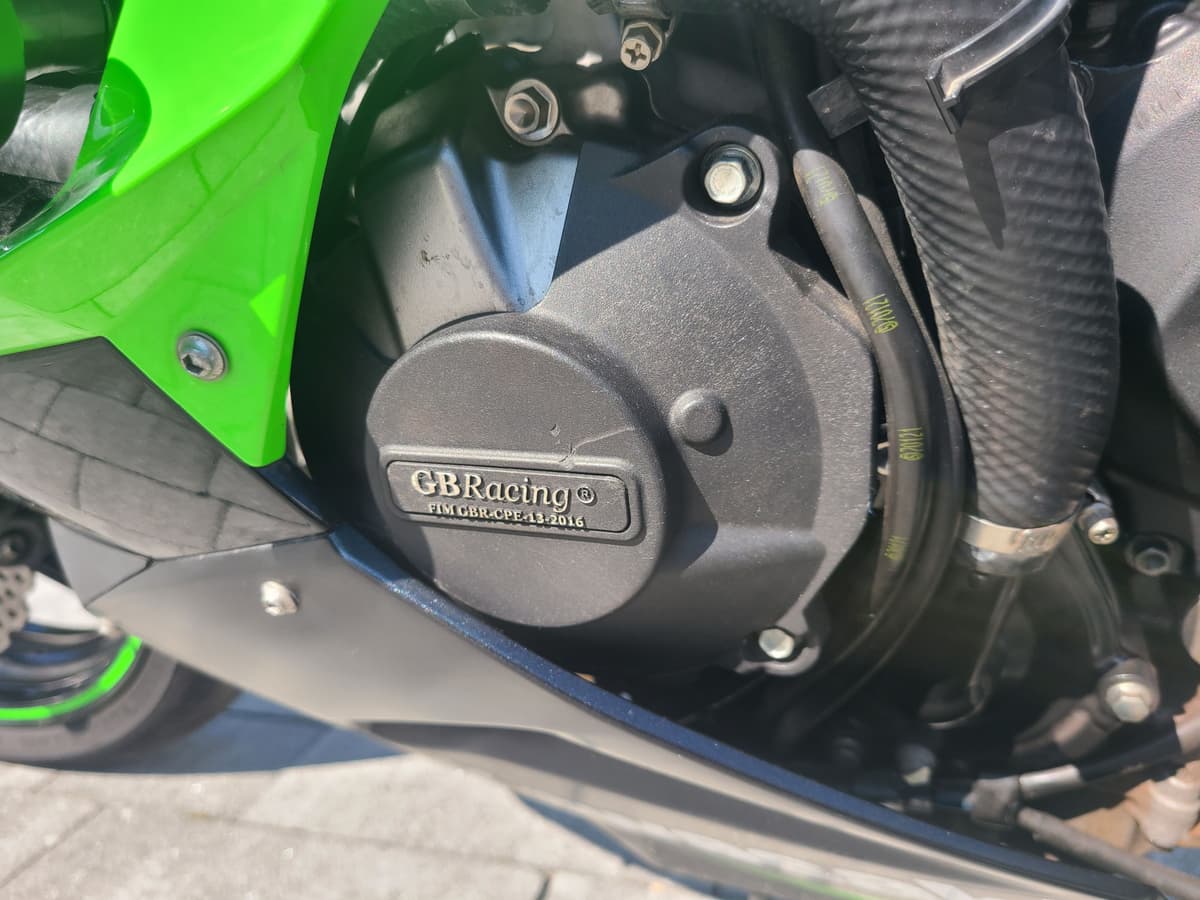 가와사키 닌자 ZX-6R 7