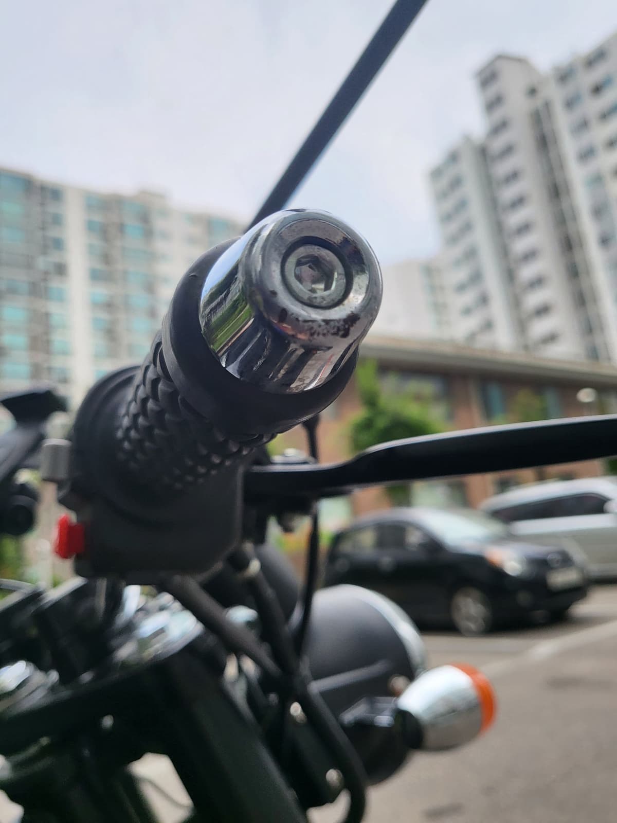 엘로이모터스 팬텀 125 S 8