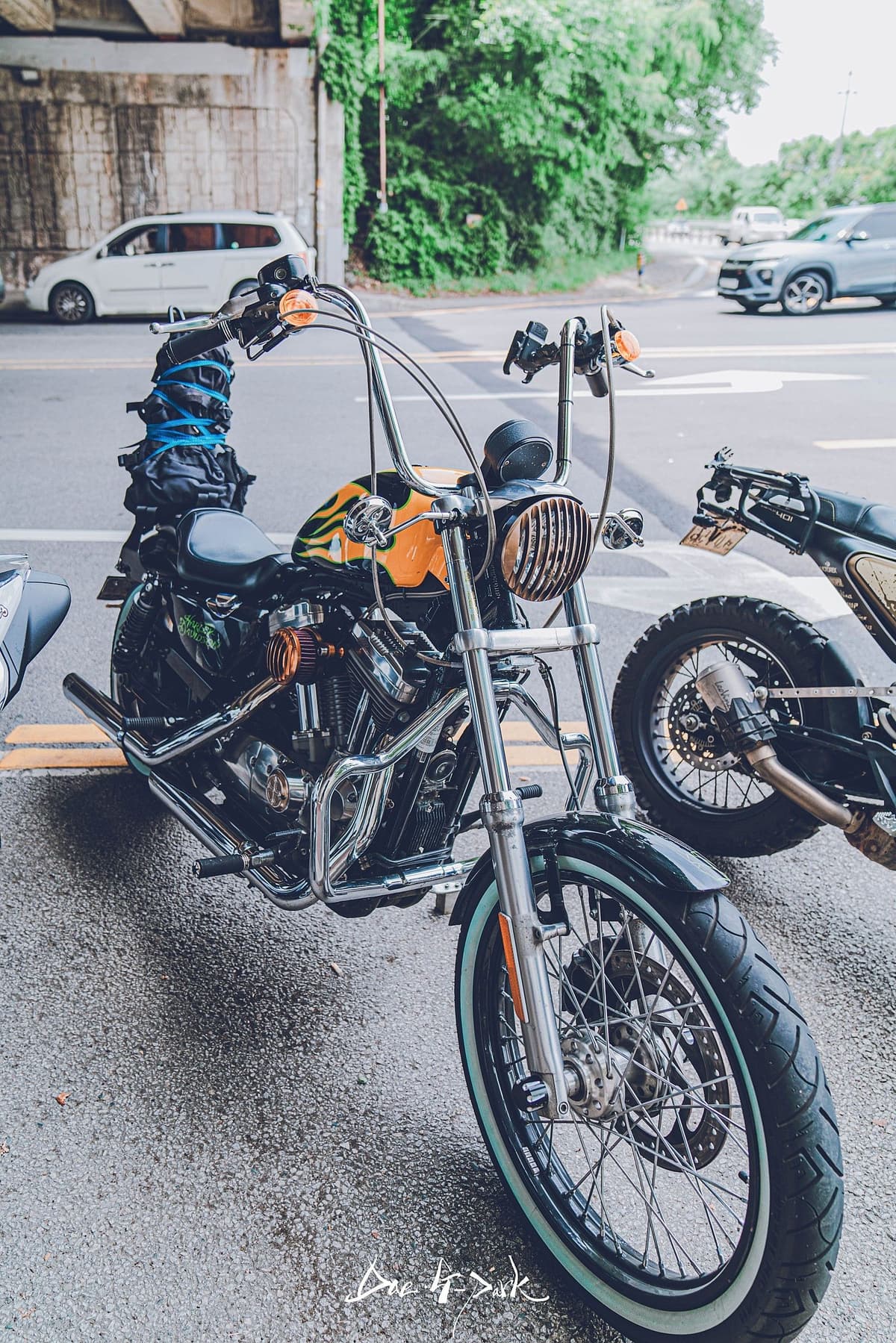 할리데이비슨 883 슈퍼로우 more