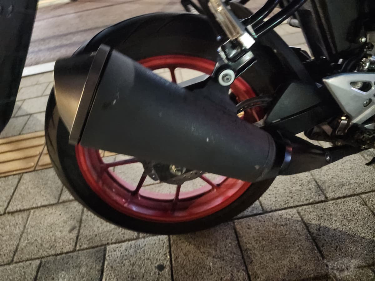 스즈키 GSX S 125 10