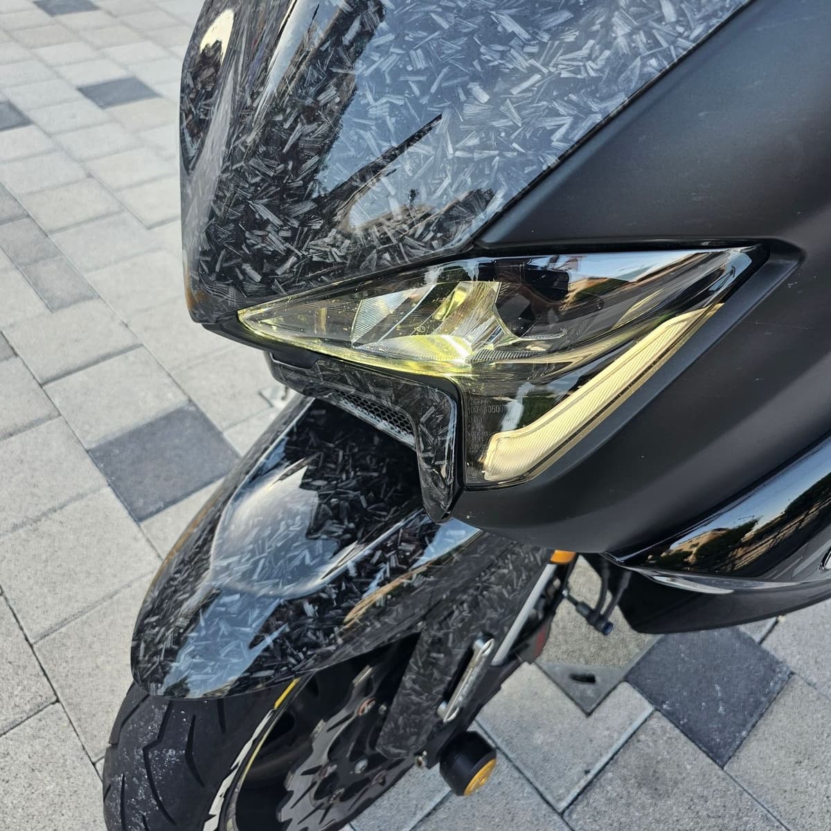 야마하 TMAX 560 3