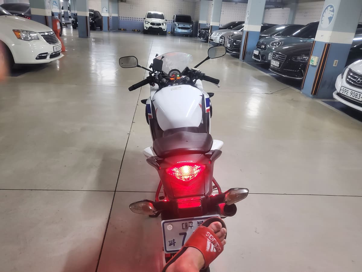 혼다 CBR 125 R 4