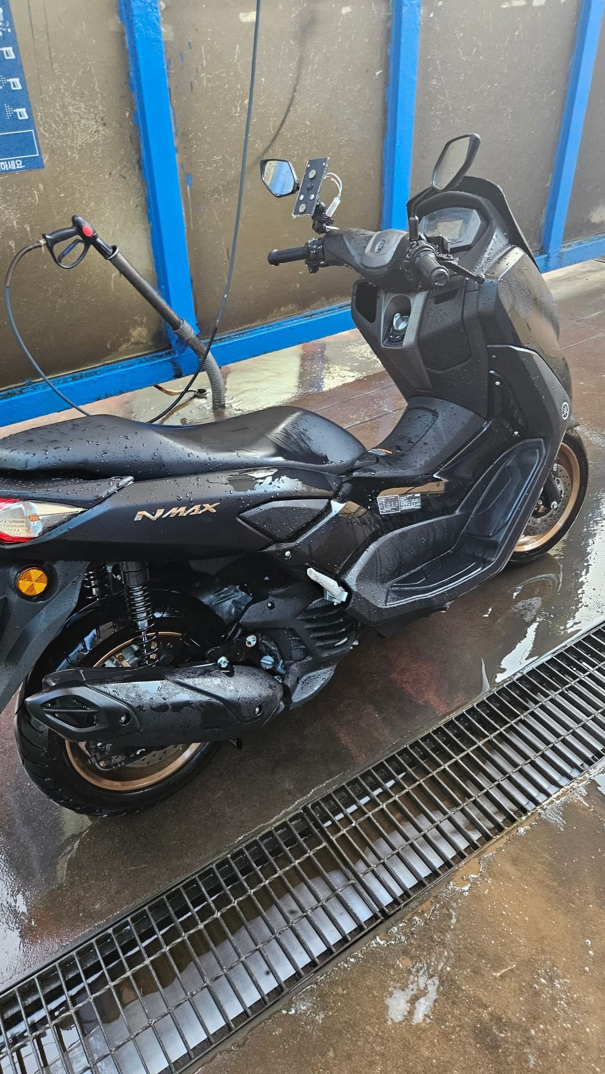 야마하 NMAX 125 8