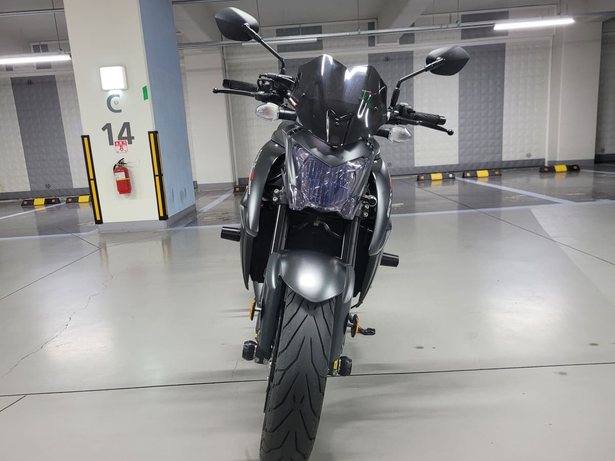 스즈키 GSX S 1000 13