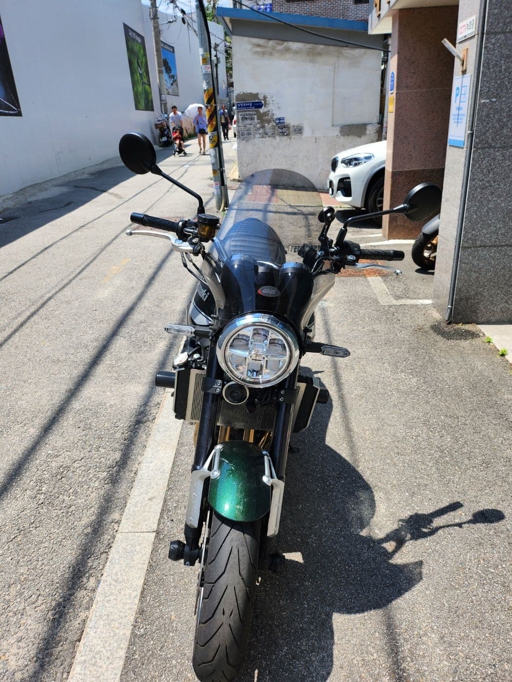 가와사키 Z 900 RS 3