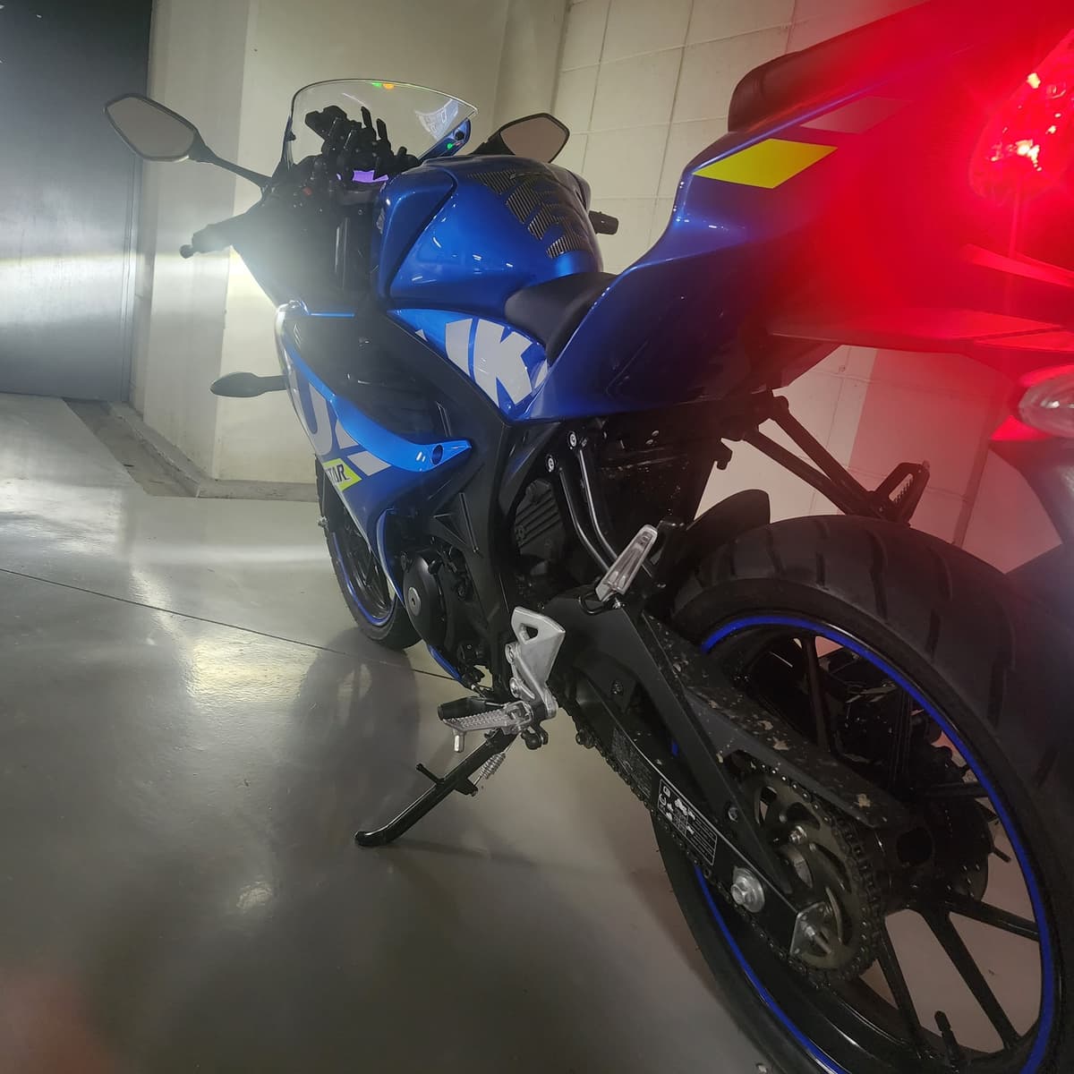 스즈키 GSX R 125 ABS 4
