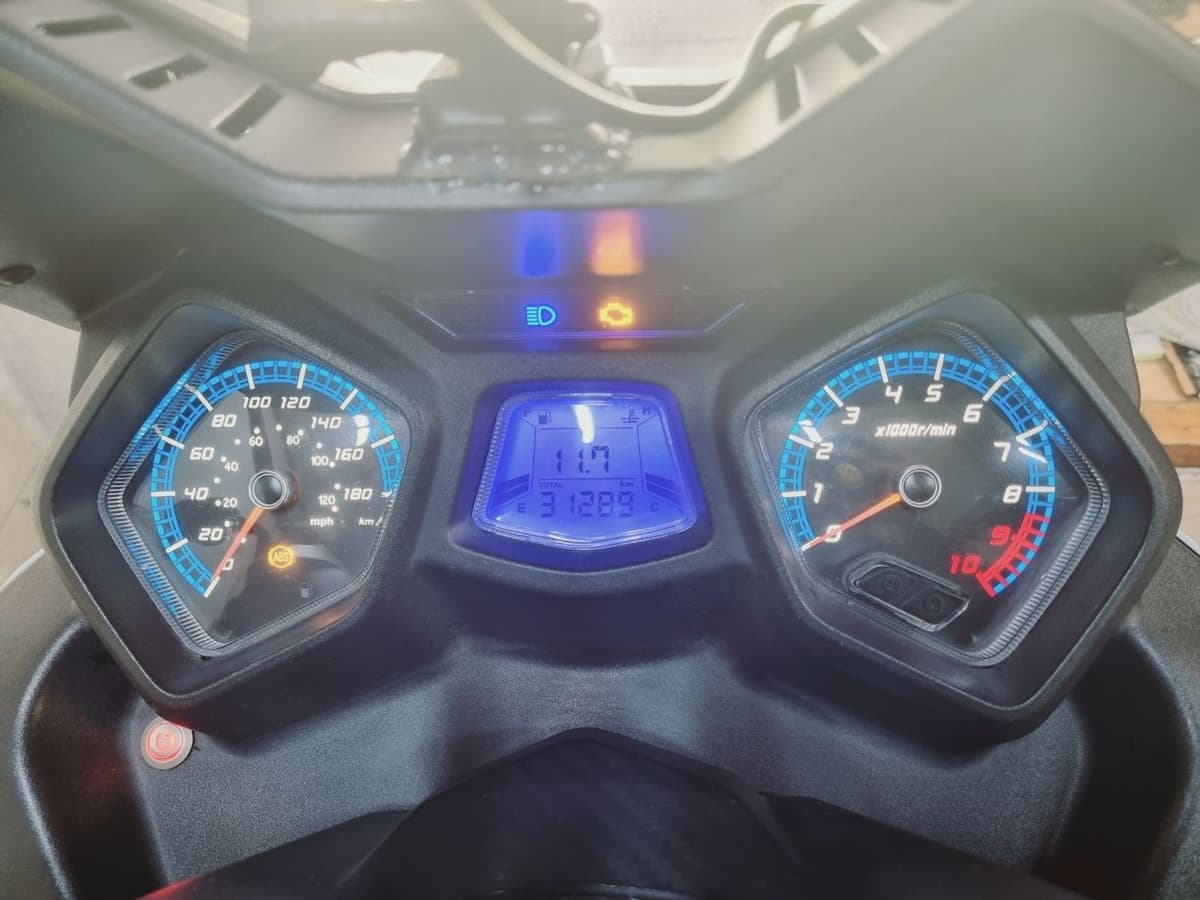 SYM 조이맥스 Z 300 ABS 8