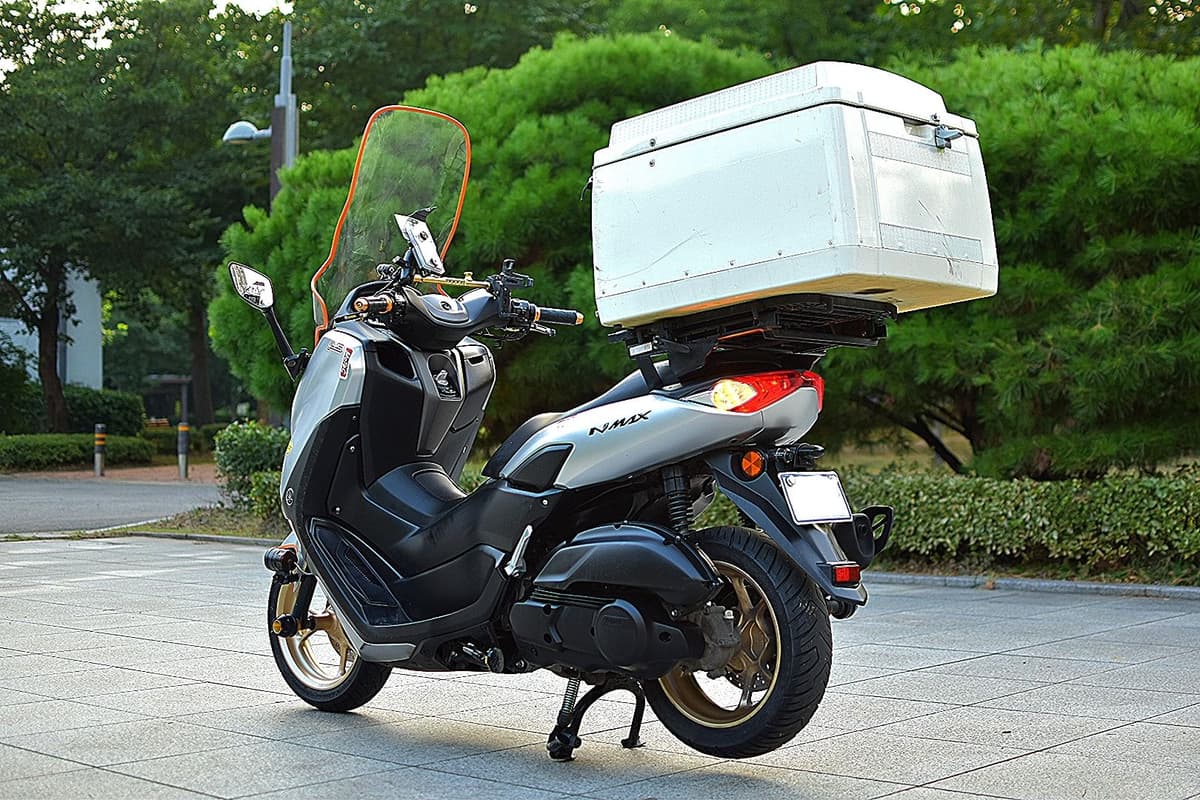 야마하 NMAX 125 10