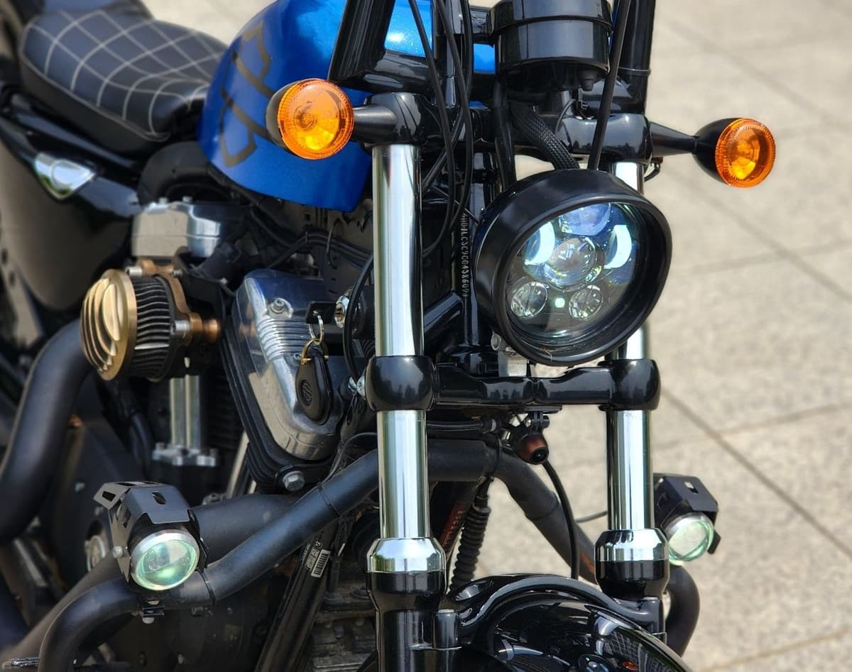 할리데이비슨 포티에잇 13