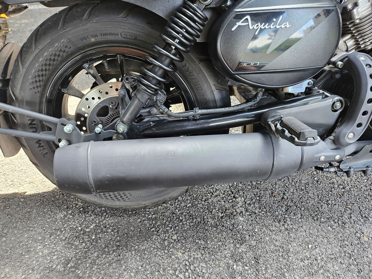 KR모터스 아퀼라 300 S 10