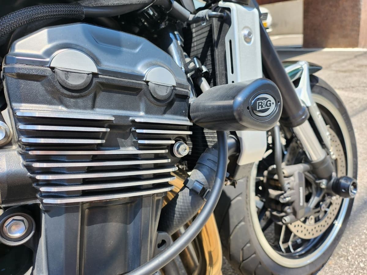 가와사키 Z 900 RS 7