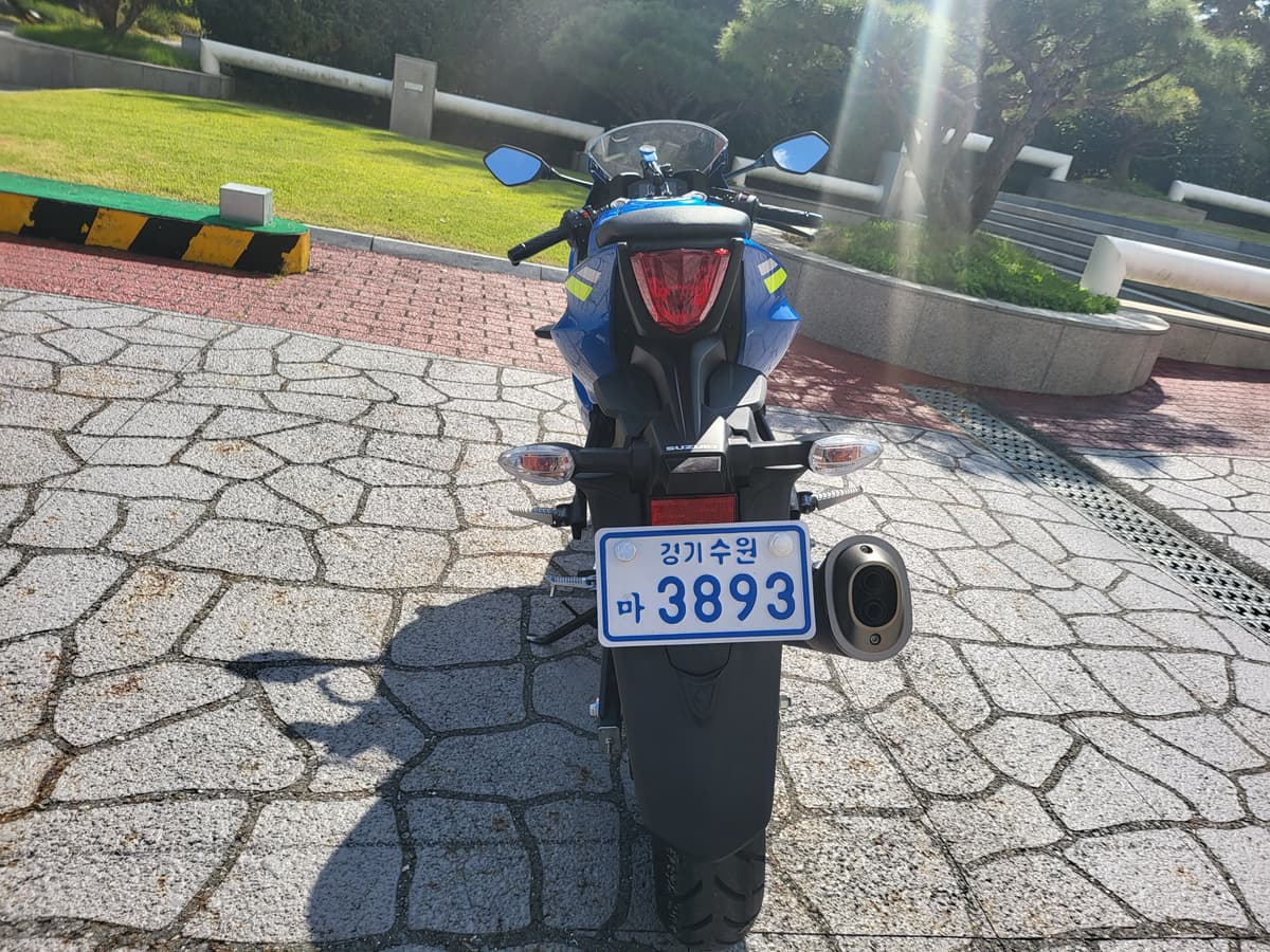 스즈키 GSX R 125 ABS 4