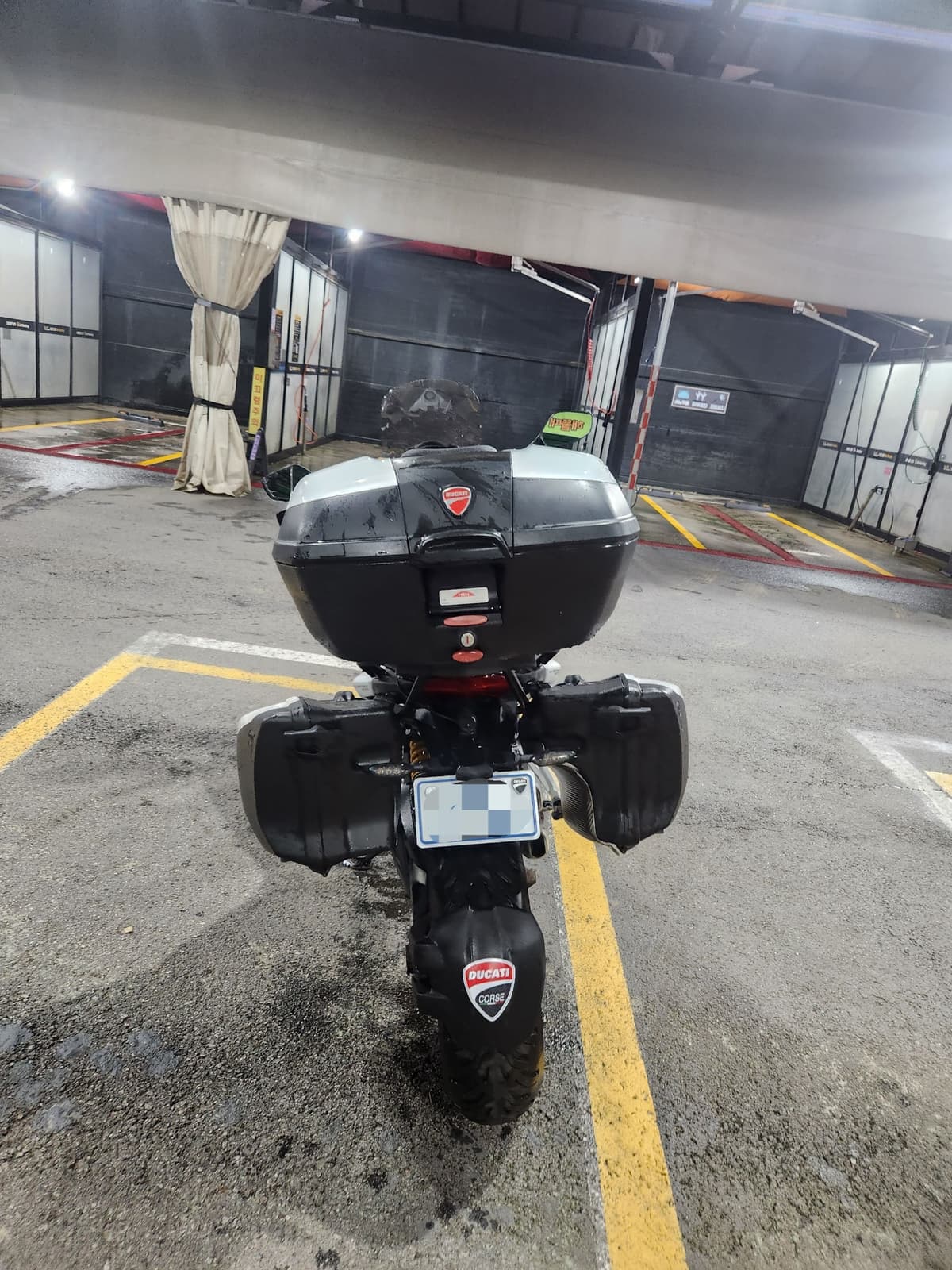 두카티 멀티스트라다 1200 S 투어링 4