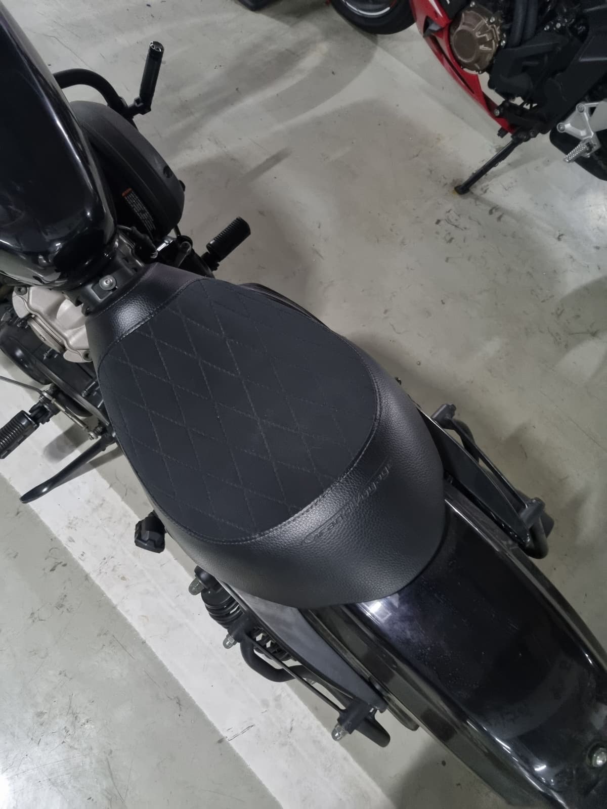 KR모터스 아퀼라 125 8