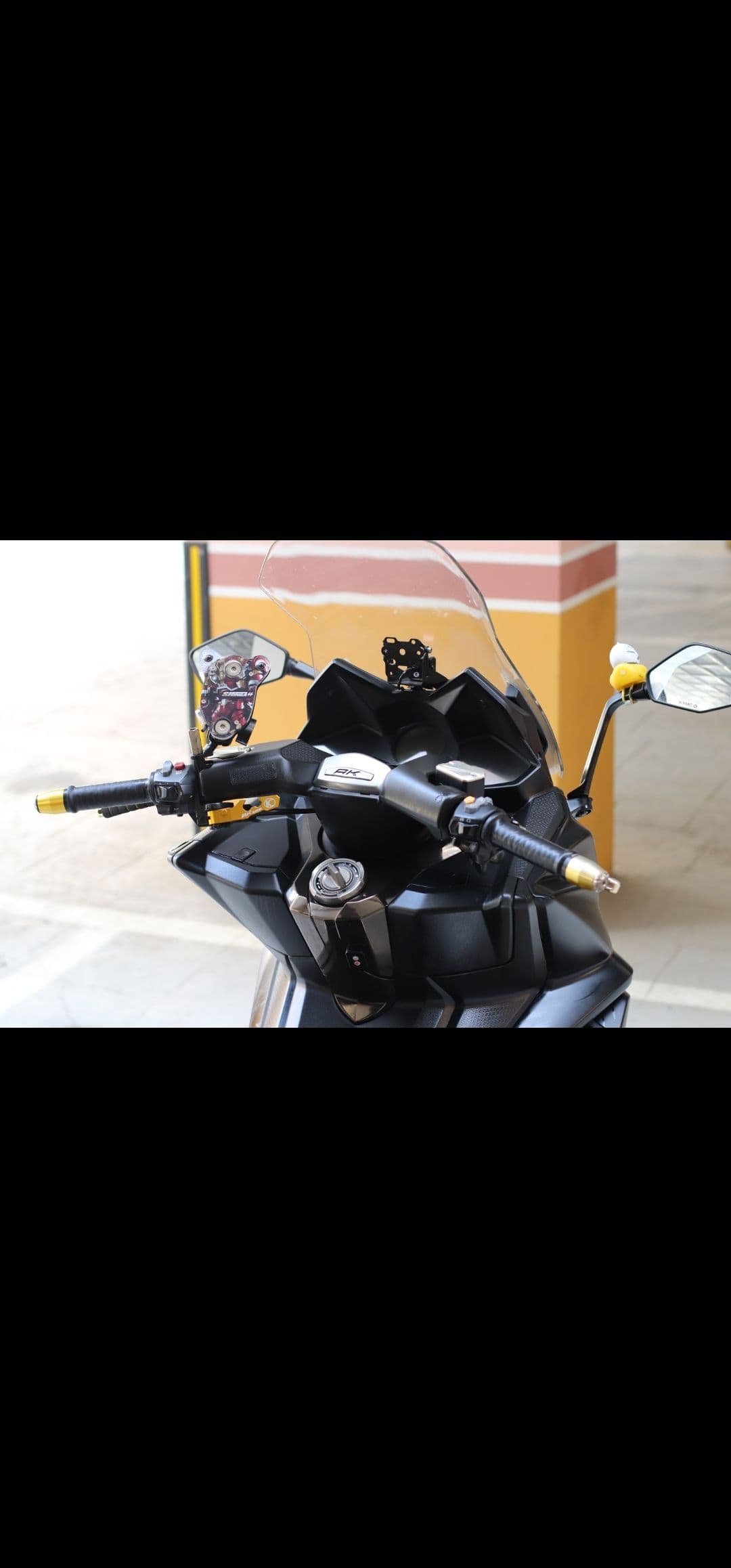 킴코 AK 550 i more