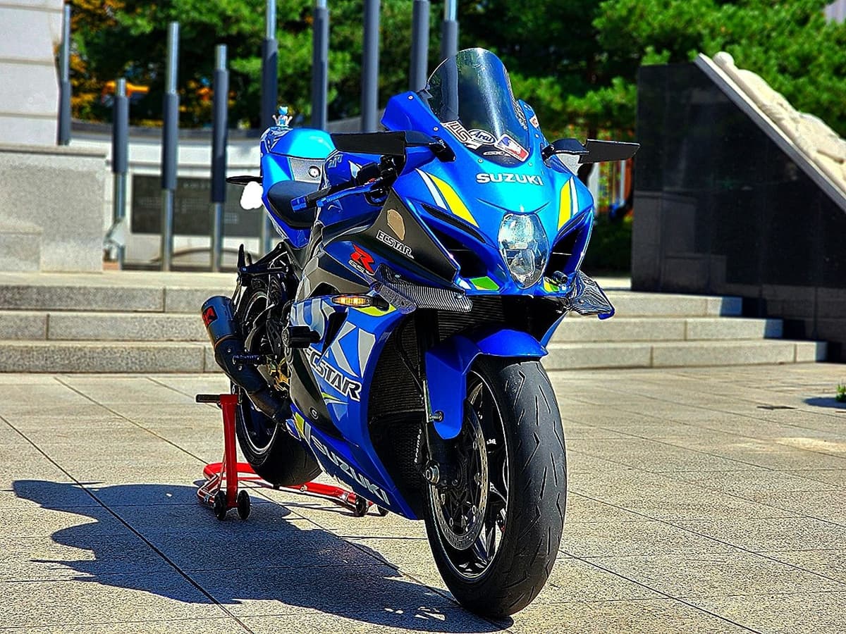 스즈키 GSX R 1000 ABS 10