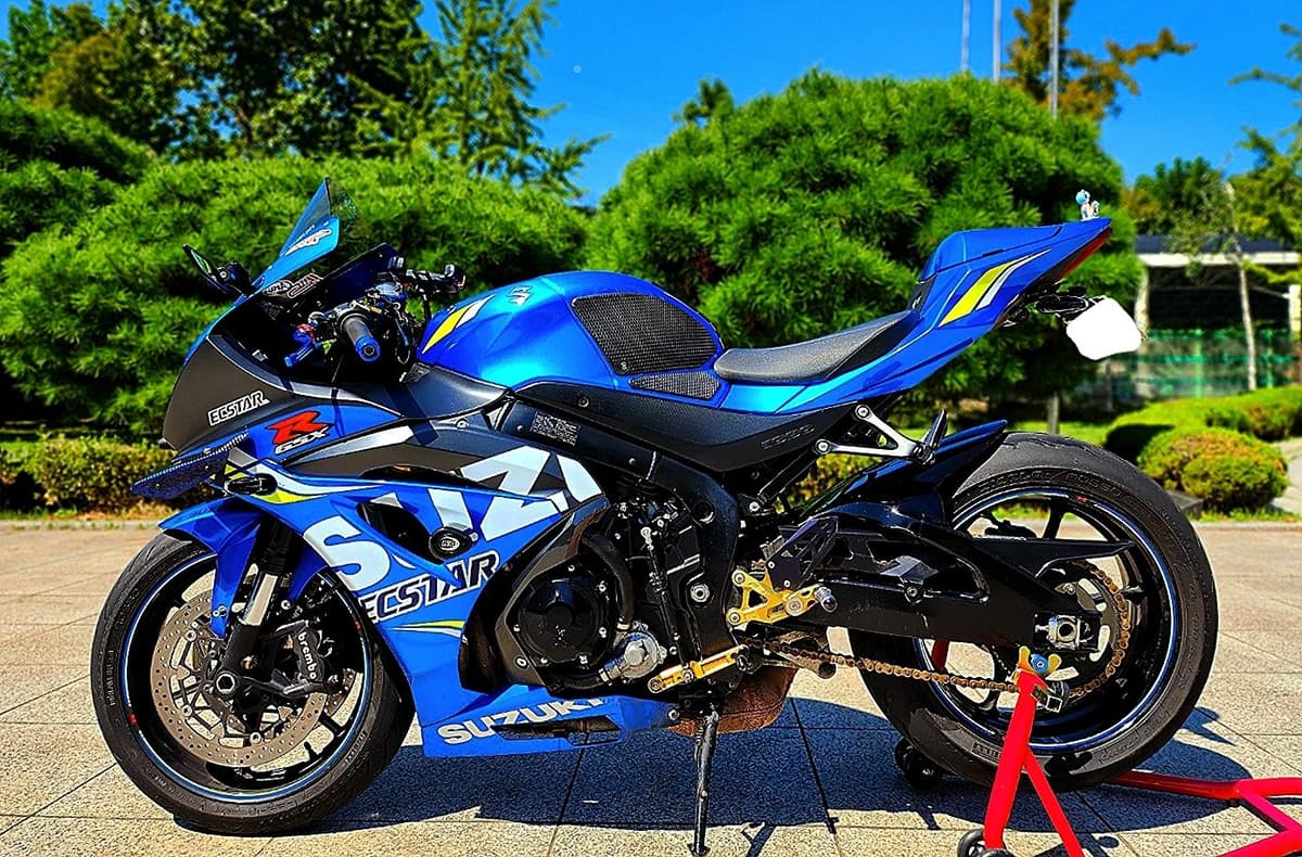 스즈키 GSX R 1000 ABS 2