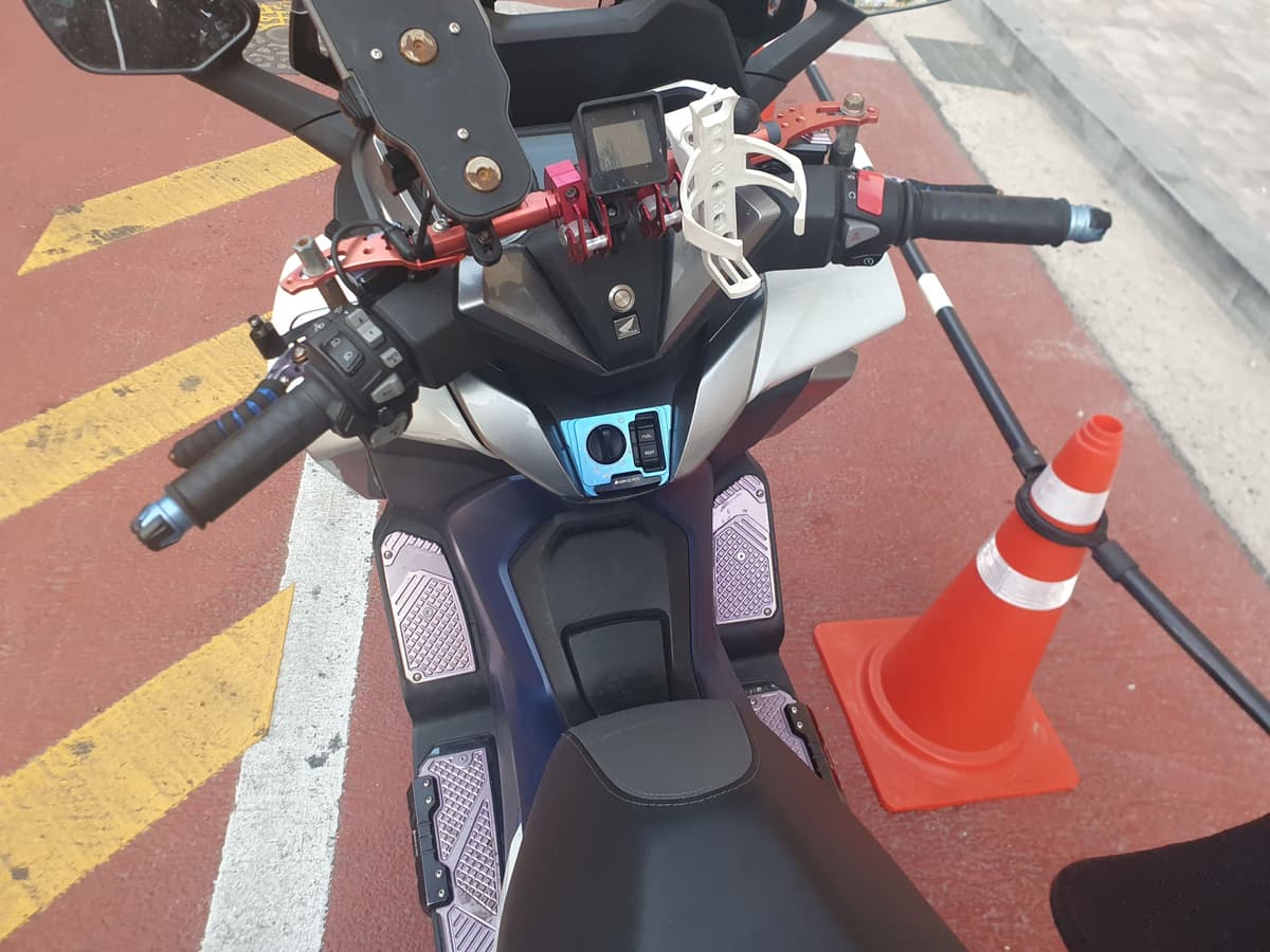 혼다 포르자 300 more